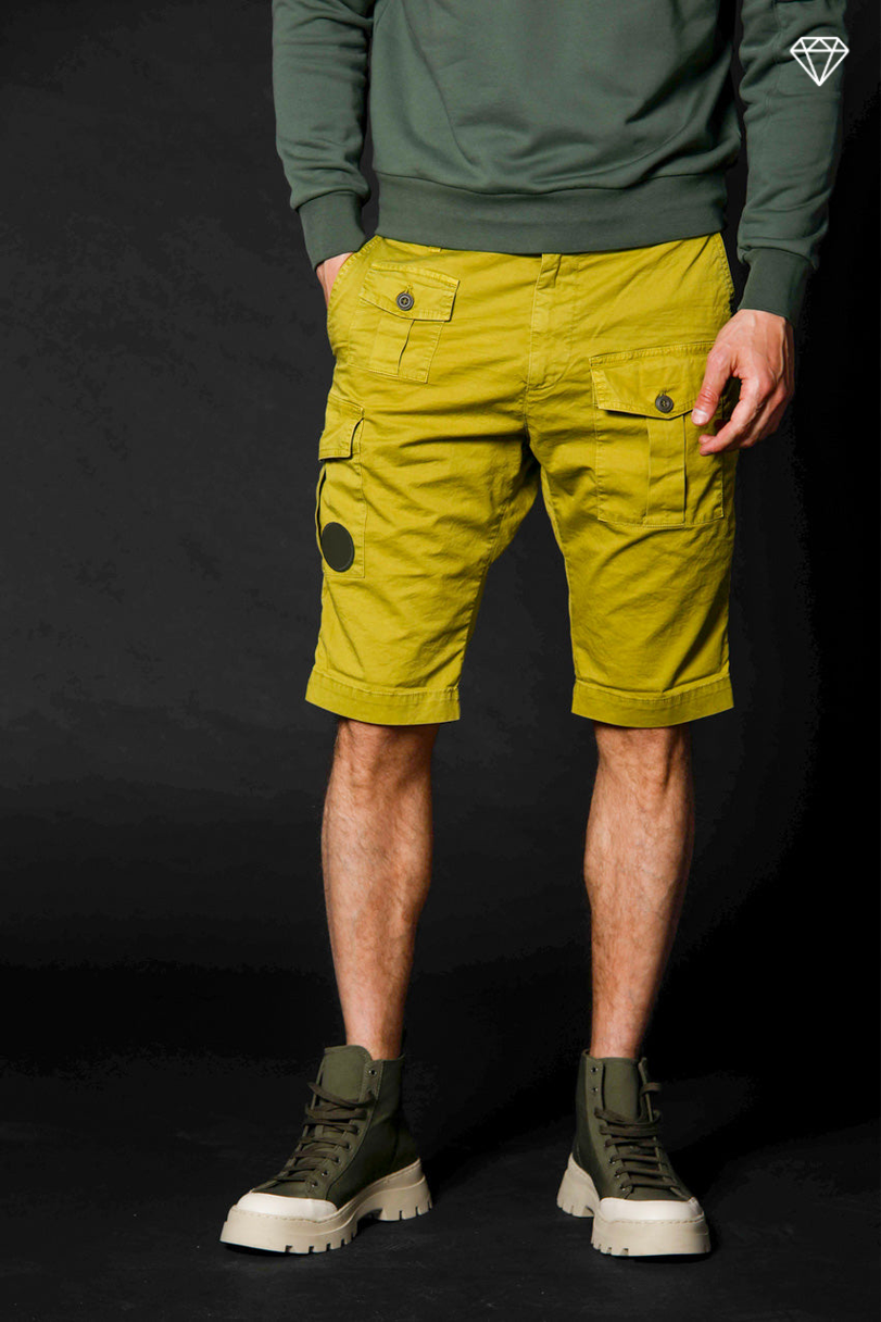 Immagine 1 di George bermuda cargo uomo limited edition in cotone stretch carrot fit di Mason's