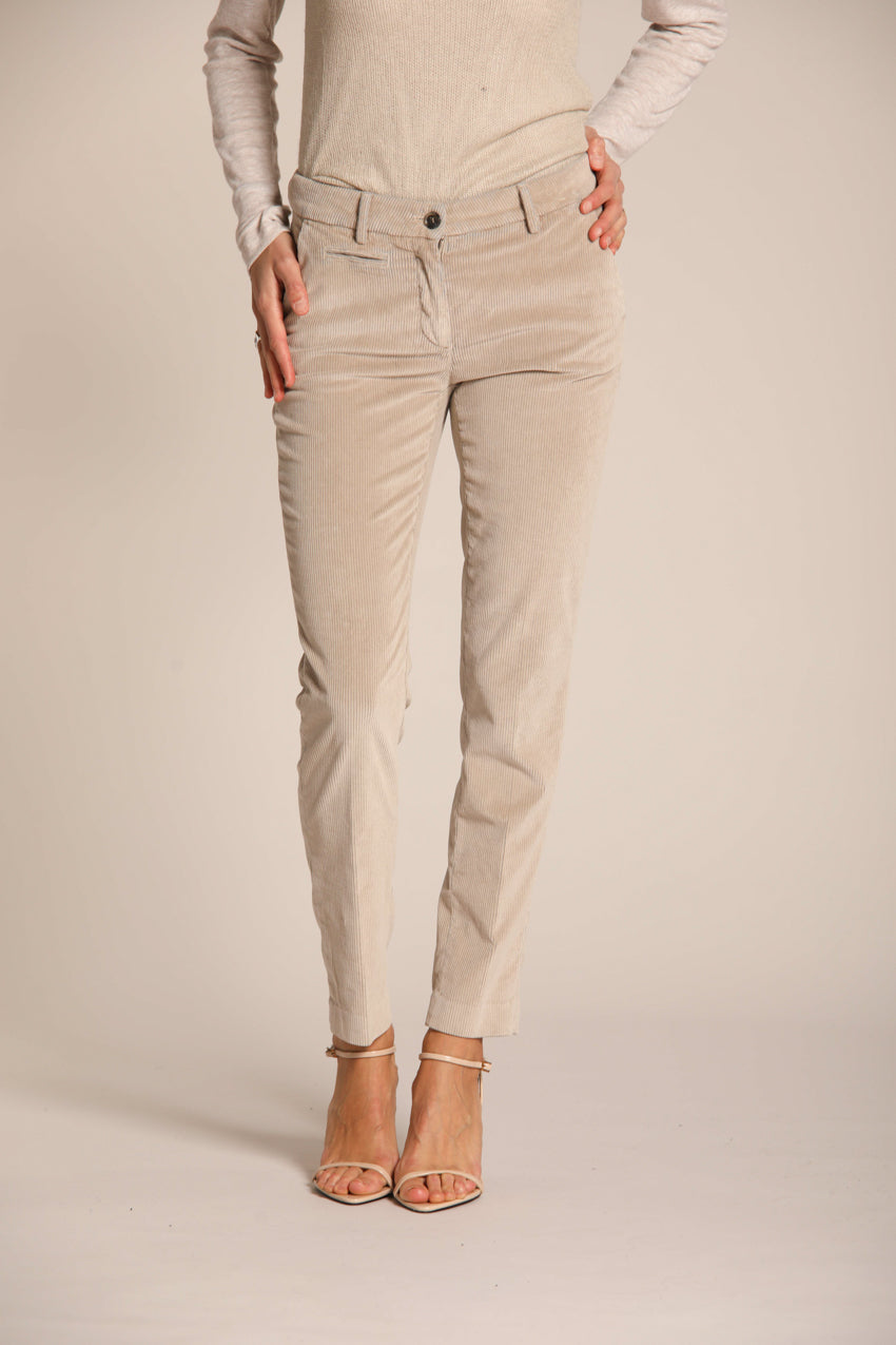 Pantalon chino velours femme hotsell