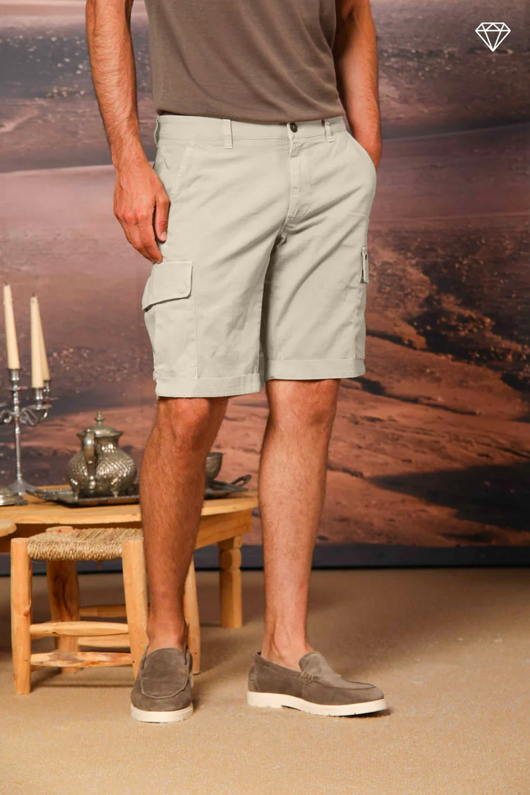 Chile men's cargo bermuda shorts in stretch satin Slim fit ①