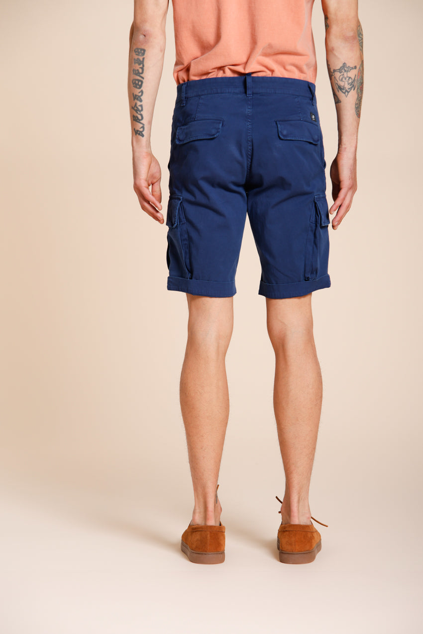 Chile bermuda cargo hombre en satén stretch slim fit ①