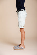 Chile bermuda cargo hombre en raso stretch slim fit ①