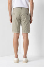 George Coolpocket bermuda cargo hombre en gabardina stretch logo edition carrot fit ①