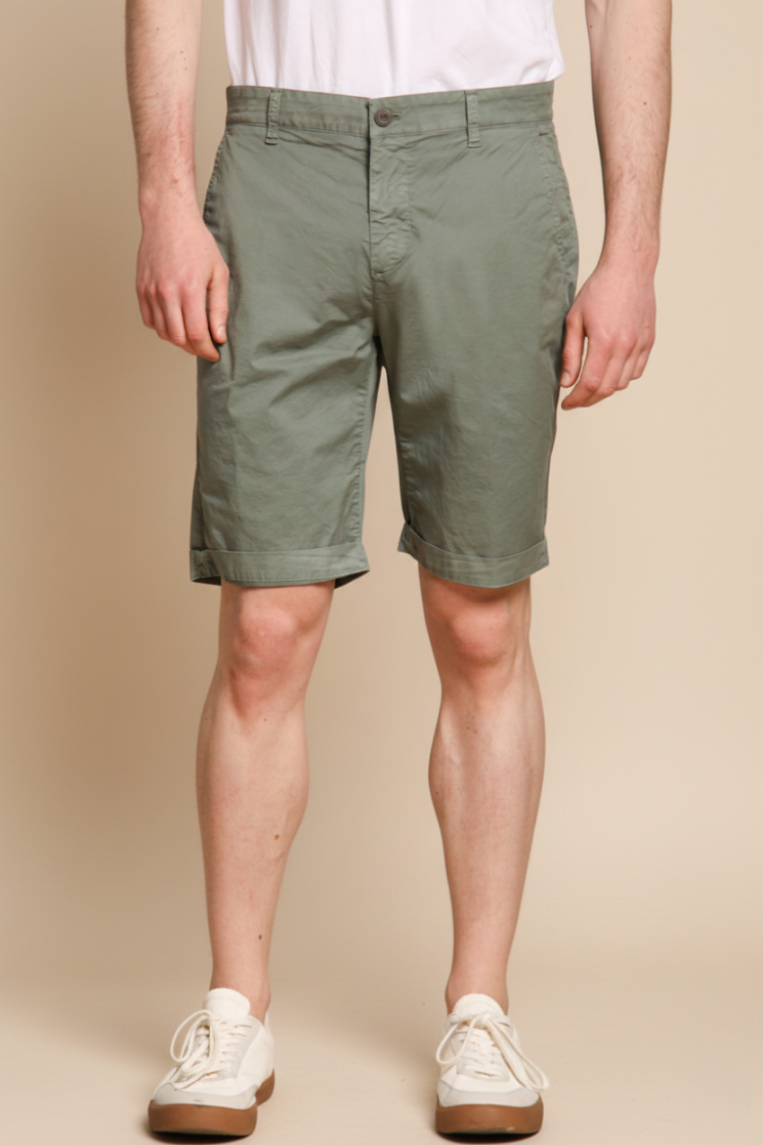 John Coolkhinos bermuda chino hombre en algodón pima logo edition carrot fit  ①