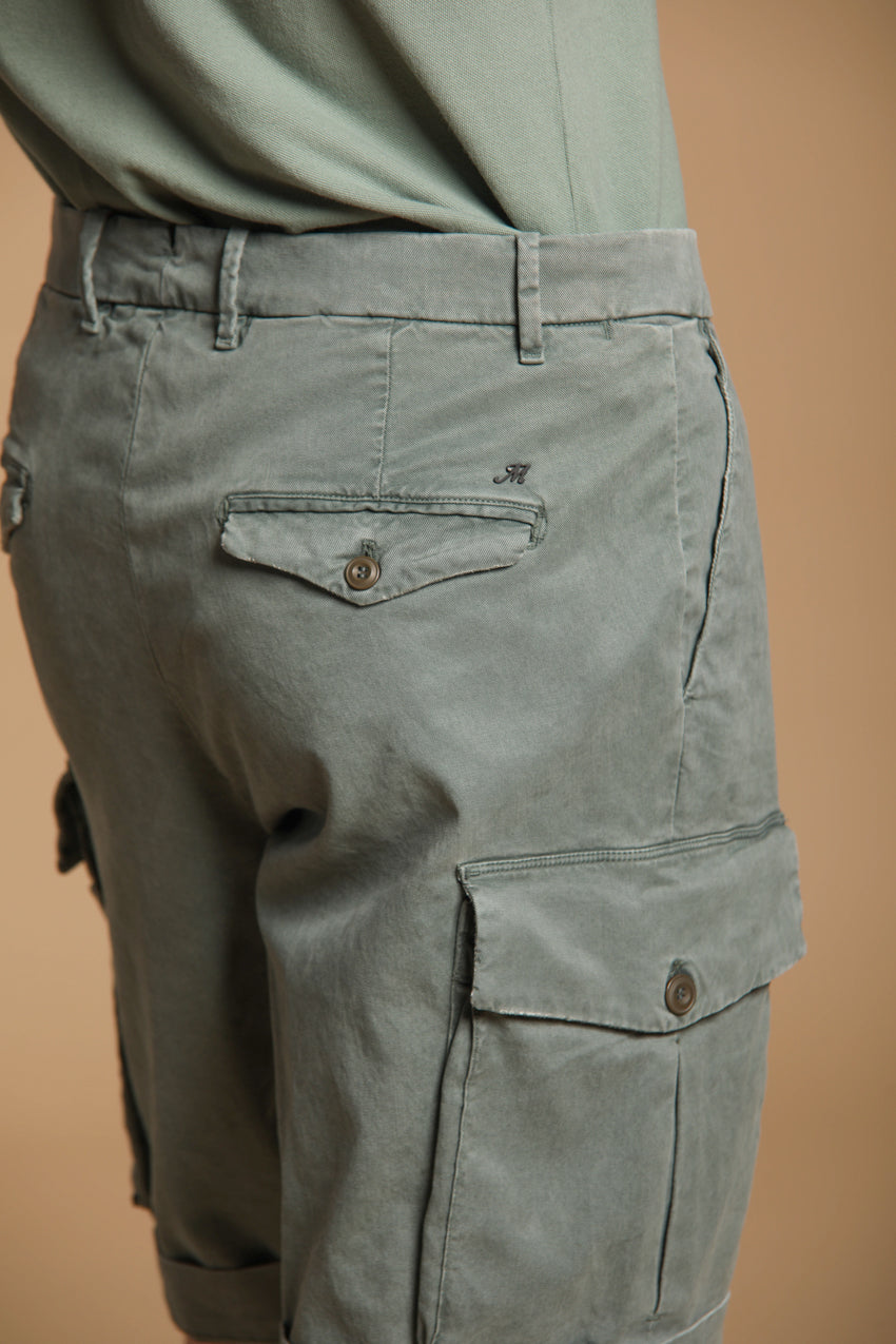 Cargo 22 men's cargo bermuda shorts in stretch cotton-silk gabardine Relaxed fit 