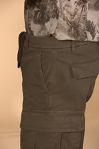 Cargo M74 bermuda cargo uomo in twill di cotone pima relaxed fit