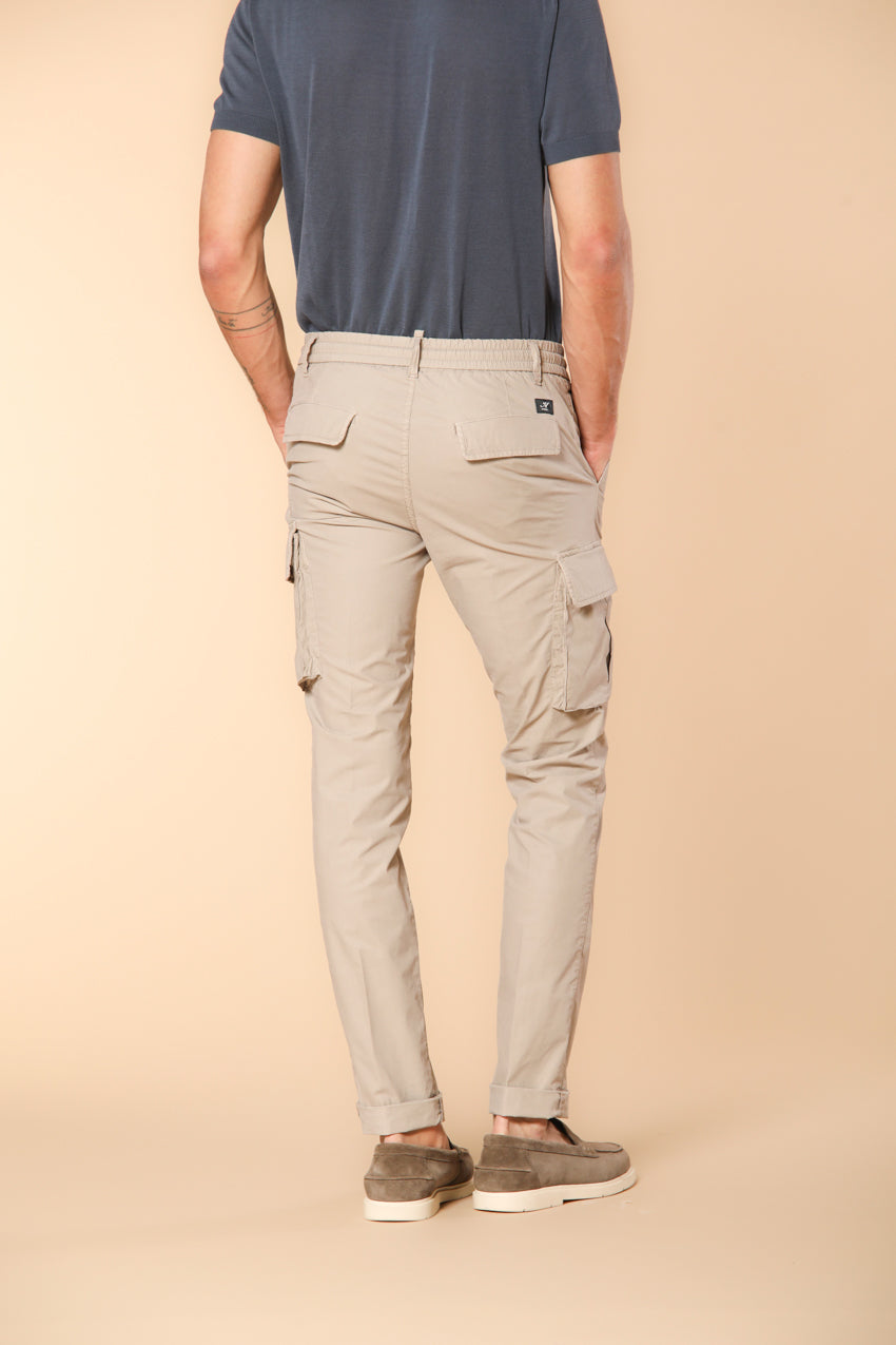 Immagine 5 di Chile Jogger pantalone cargo uomo in tela paracadute extra slim fit colore beige chiaro di Mason's