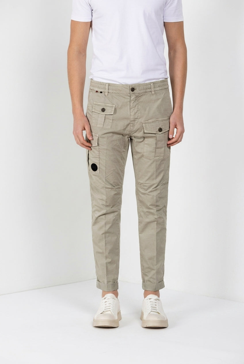 George Coolpocket Hose Cargo Jogger Herren aus Stretch-Gabardine Logo Edition carrot fit ①