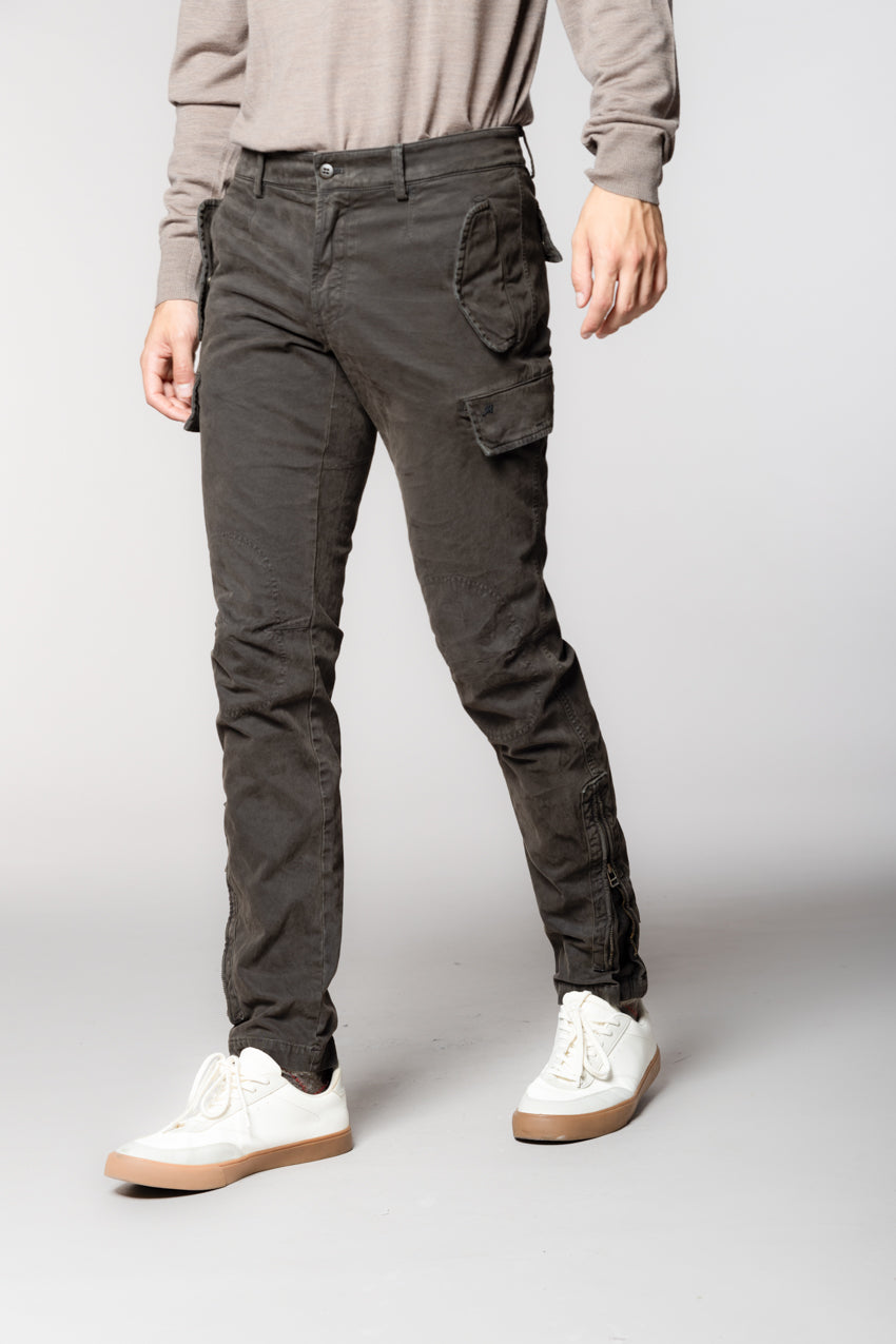 Bolivia pantalón cargo de hombre en gabardina regular fit