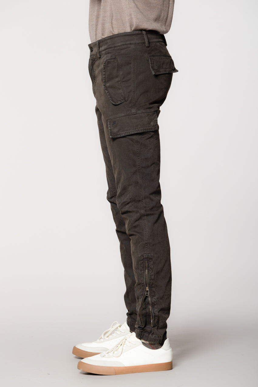 Bolivia pantalón cargo de hombre en gabardina regular fit