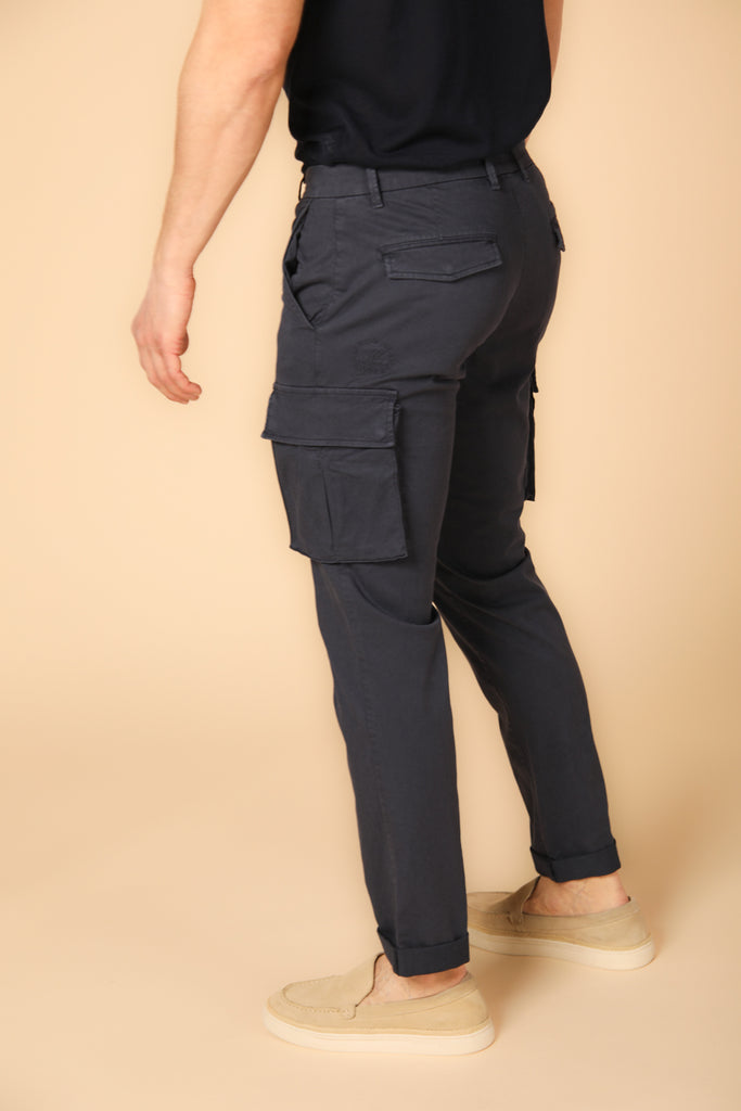 Image 4 of men's Chile City model cargo pants in navy blue, regular fit by Mason's