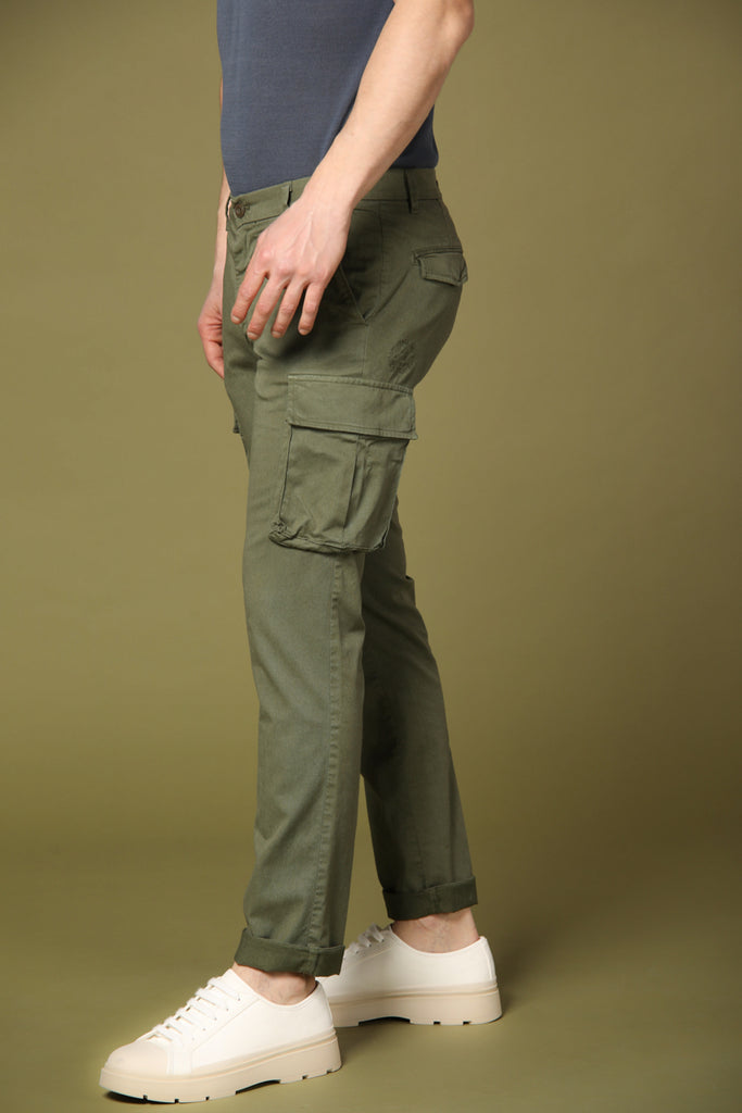 Image 2 of men's Chile City model cargo pants in green, regular fit by Mason's
