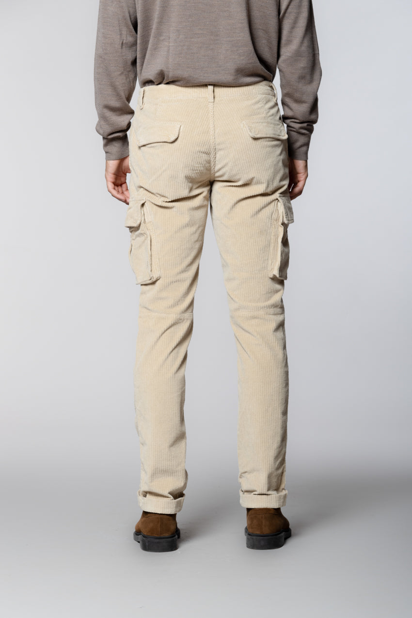 Chile pantalón cargo en pana de canal francés regular fit