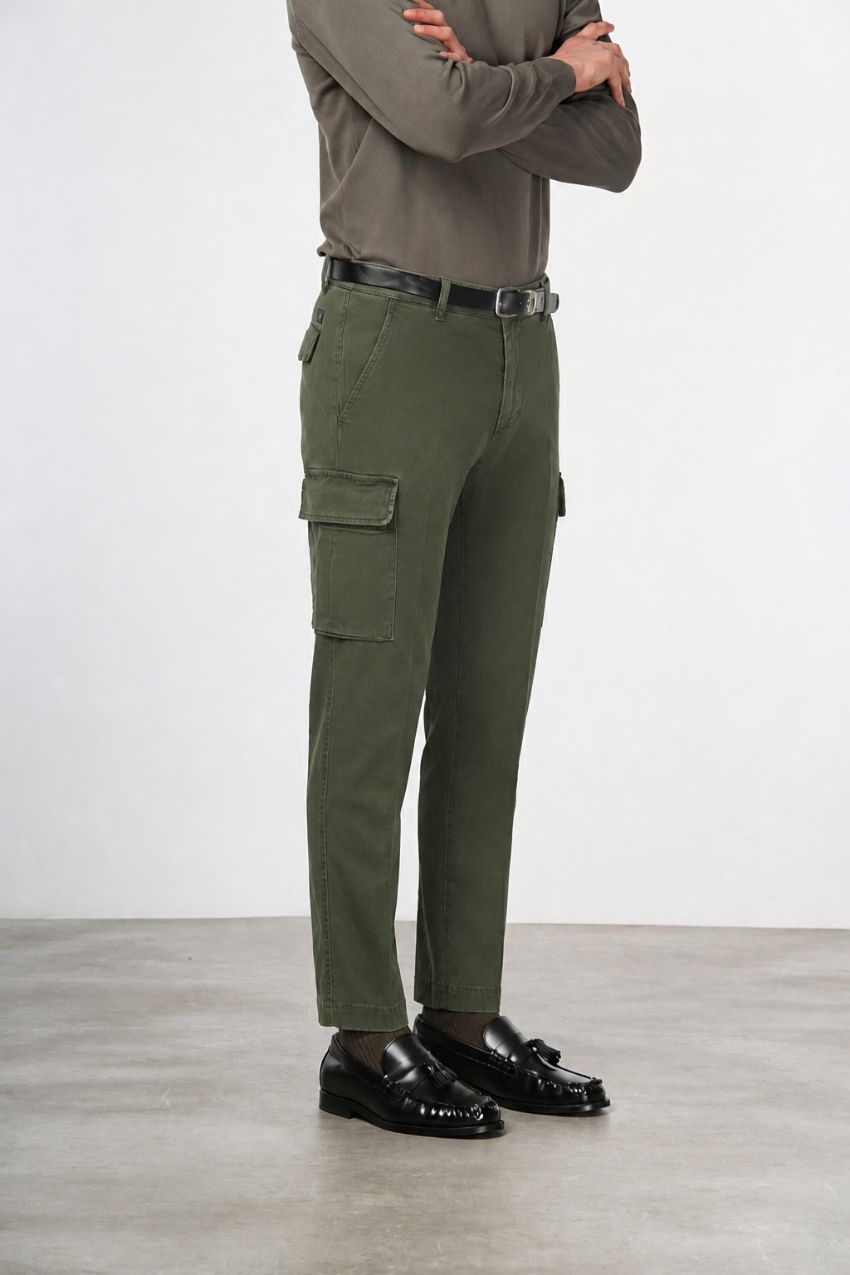 Chile men’s cargo pants in stretch gabardine extra slim fit ①