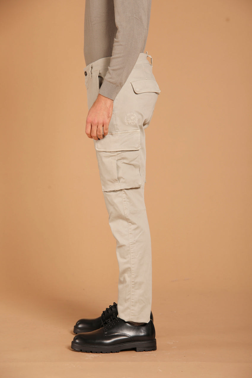 Chile pantalón cargo hombre en gabardina extra slim  ①