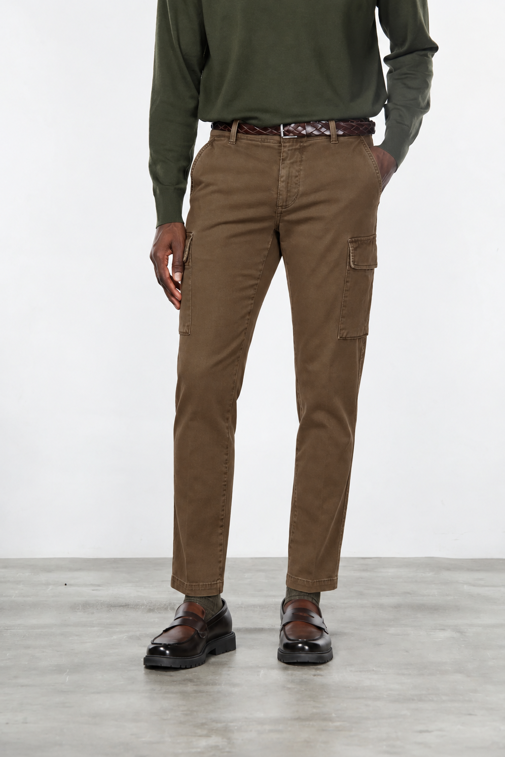 Chile pantalón cargo de hombre en gabardina stretch extra slim fit ①