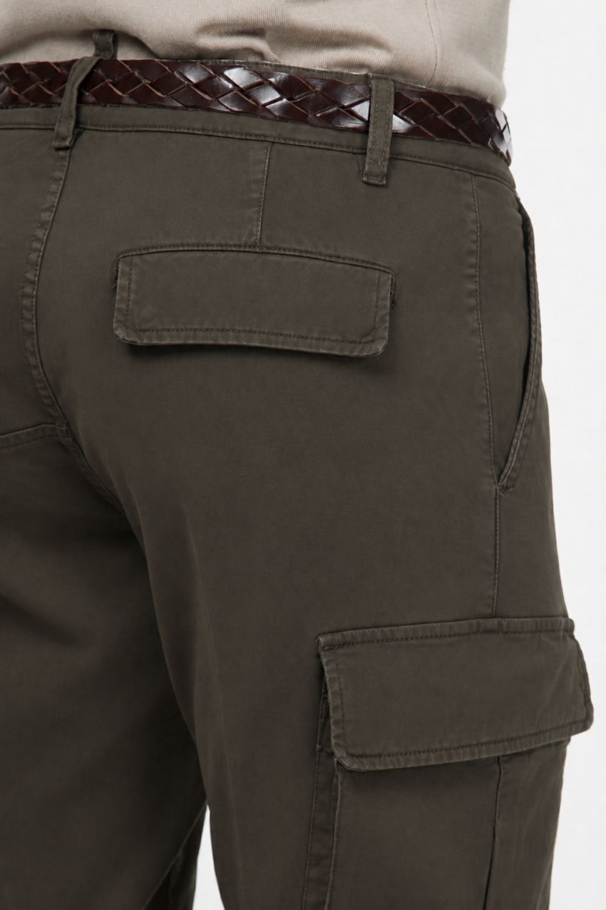 Chile Herren-Cargohose aus Stretch-Gabardine Extra Slim Fit ①