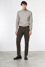 Chile men’s cargo trousers in stretch gabardine extra slim fit ①