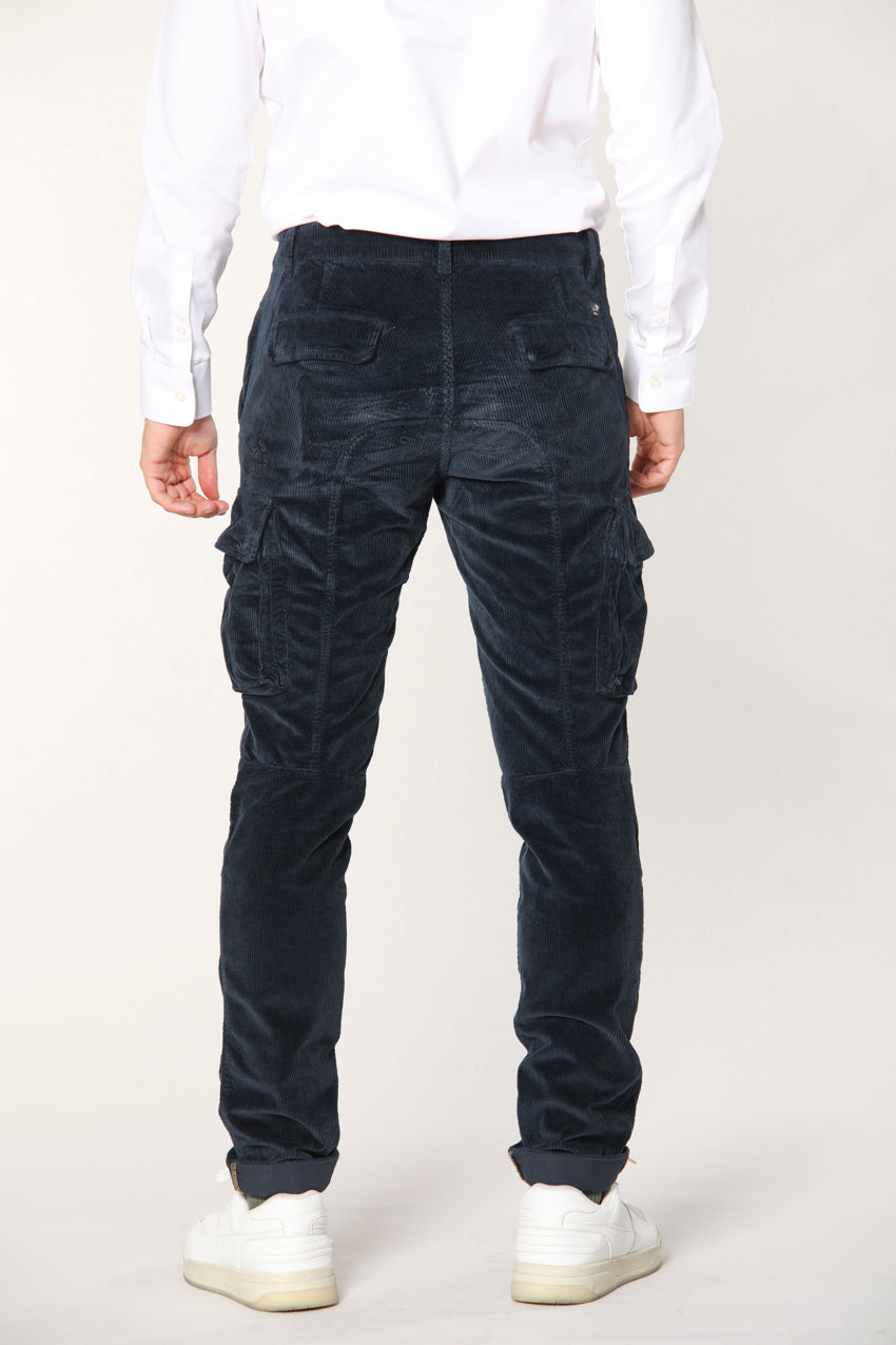 Chile man cargo pant in 500 striped velvet extra slim