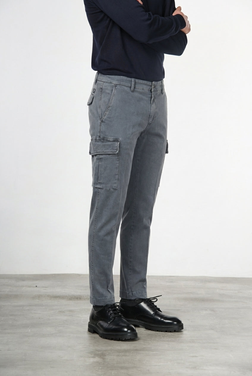 Chile Cargo-Hose Herren aus Stretch-Gabardine, Extra Slim Fit ①