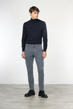 Chile Cargo-Hose Herren aus Stretch-Gabardine, Extra Slim Fit ①