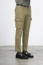 Chile pantalón cargo de hombre en gabardina stretch, extra slim fit ①