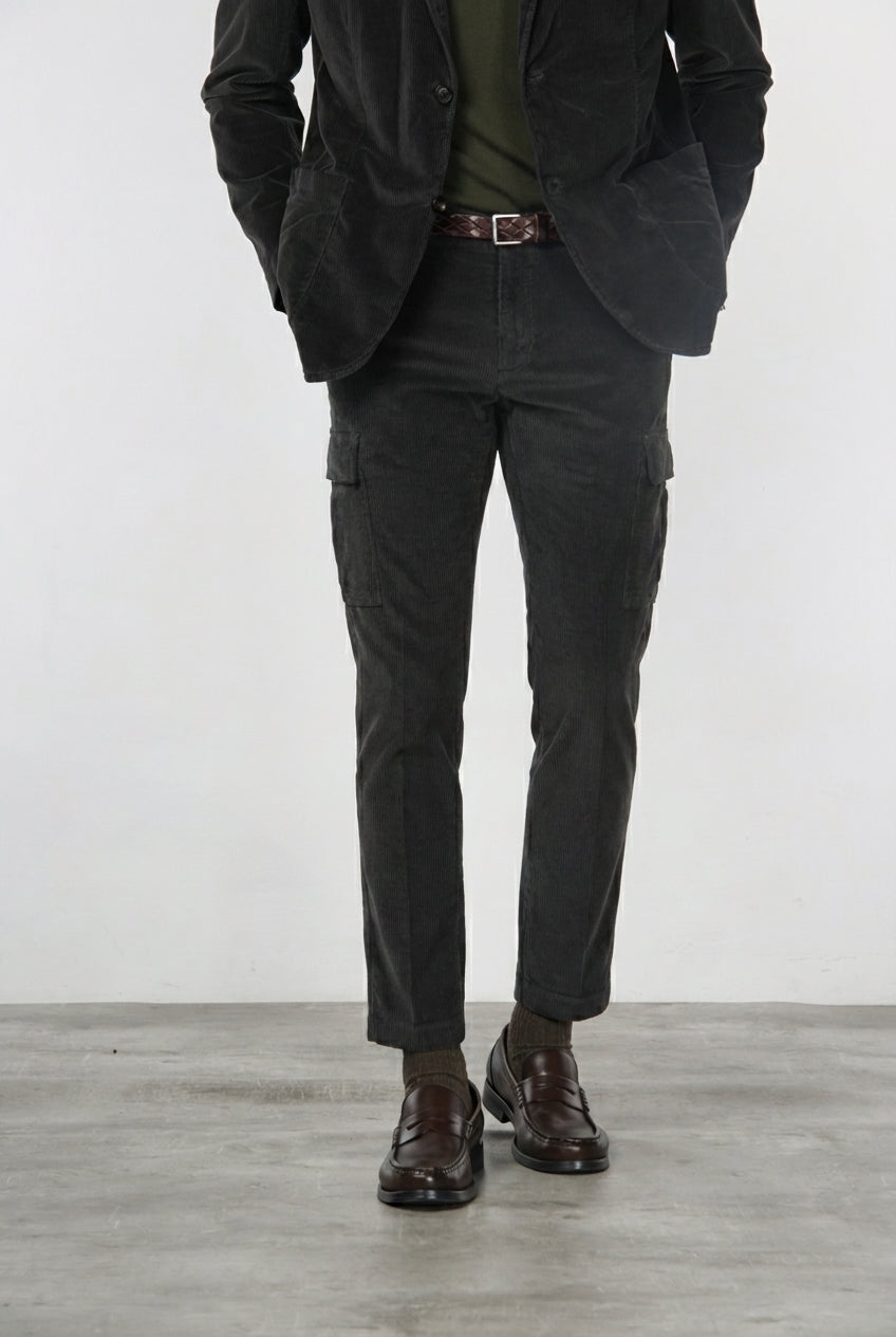 Chile men’s cargo pants in 500-wale velvet with extra slim fit ①