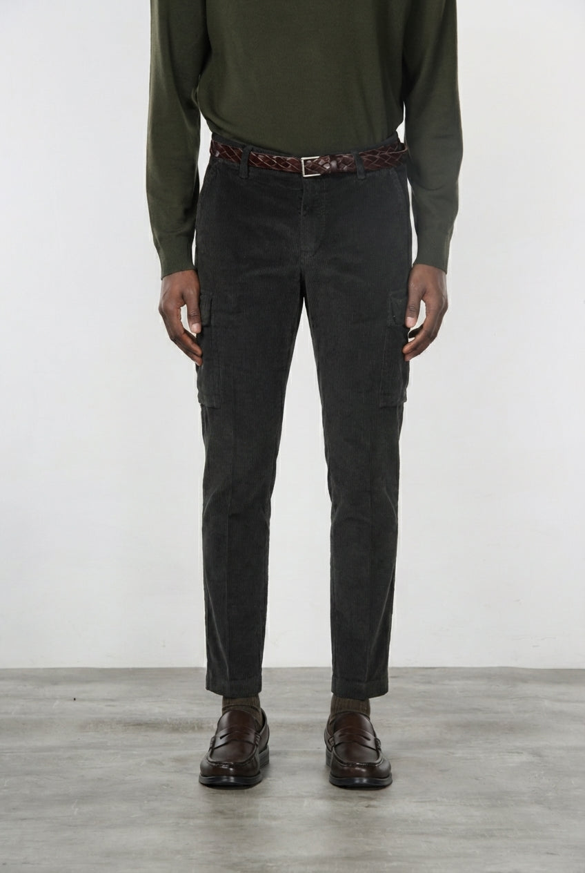 Chile men’s cargo pants in 500-wale velvet with extra slim fit ①