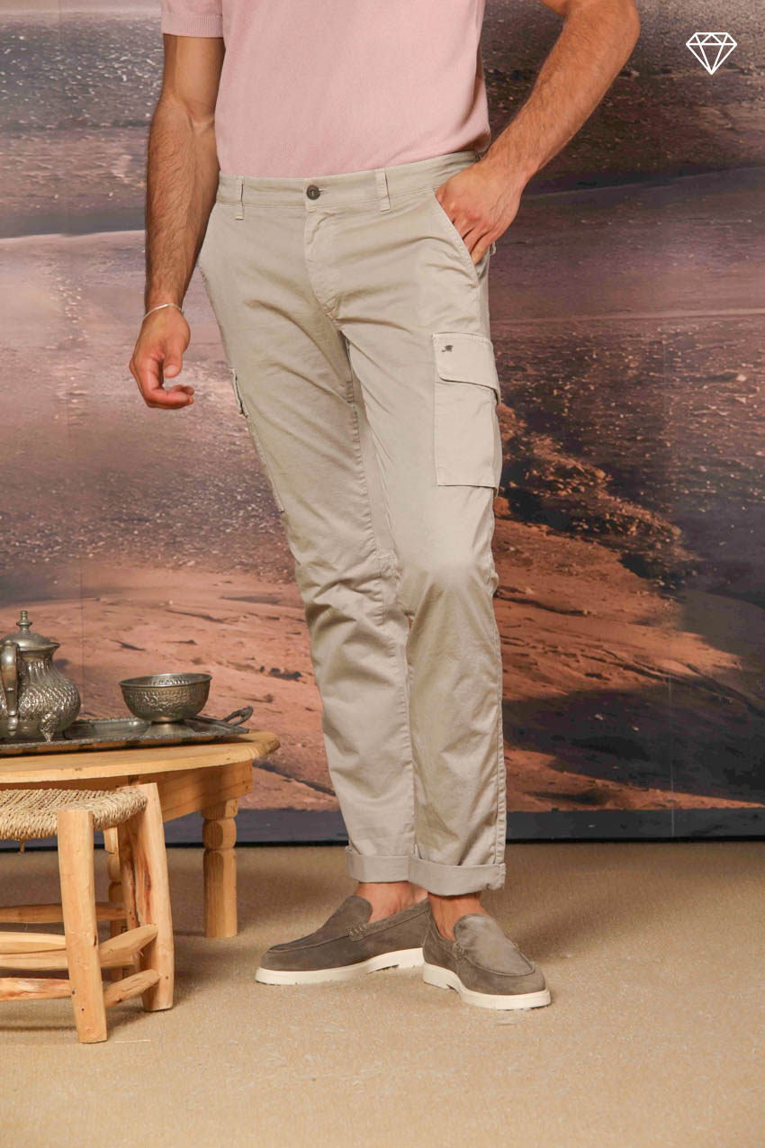Chile pantalón cargo hombre en satén stretch extra slim fit ①