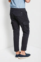 Chile pantalon cargo homme en satin stretch extra slim fit ①