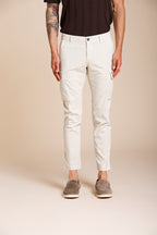 Chile pantalón cargo hombre en raso stretch extra slim fit ①