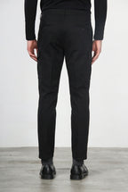 George Coolpocket pantalone cargo uomo in gabardina carrot fit ①