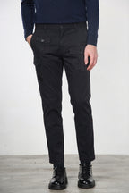 George Coolpocket pantalone cargo uomo in gabardina carrot fit ①
