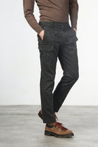 George Coolpocket men’s cargo pants in gabardine with carrot fit ①
