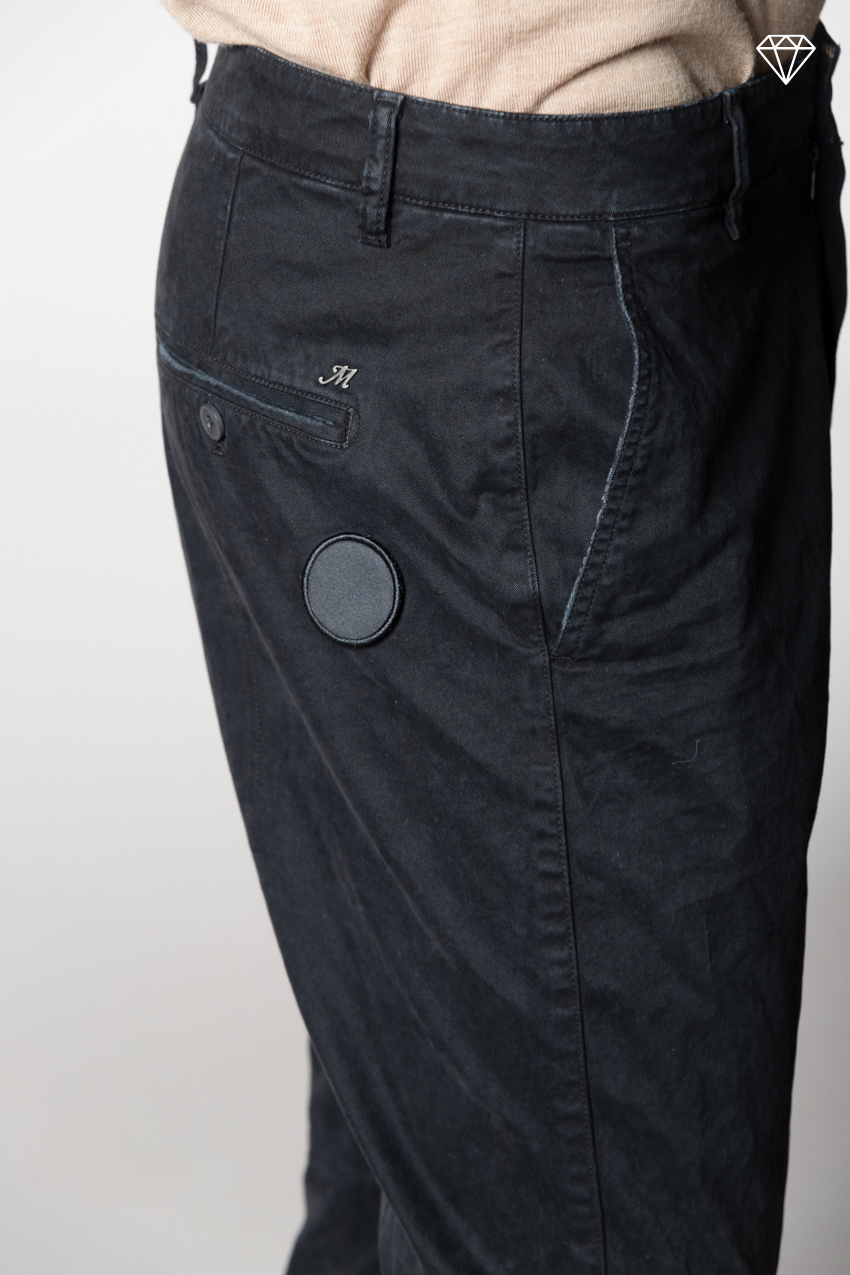 John Coolkhinos pantalon chino homme en gabardine logo edition carrot fit ①
