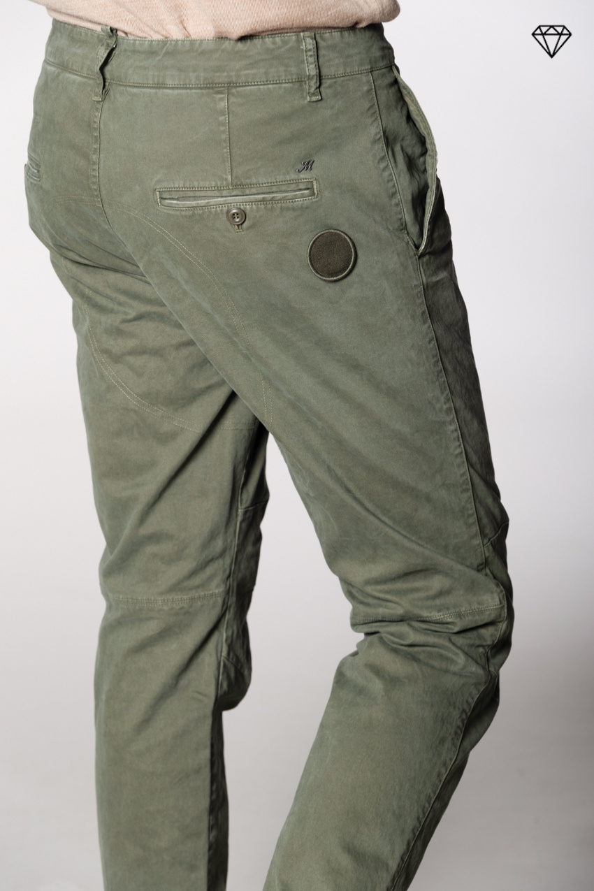 John Coolkhinos pantalon chino homme en gabardine logo edition carrot fit ①