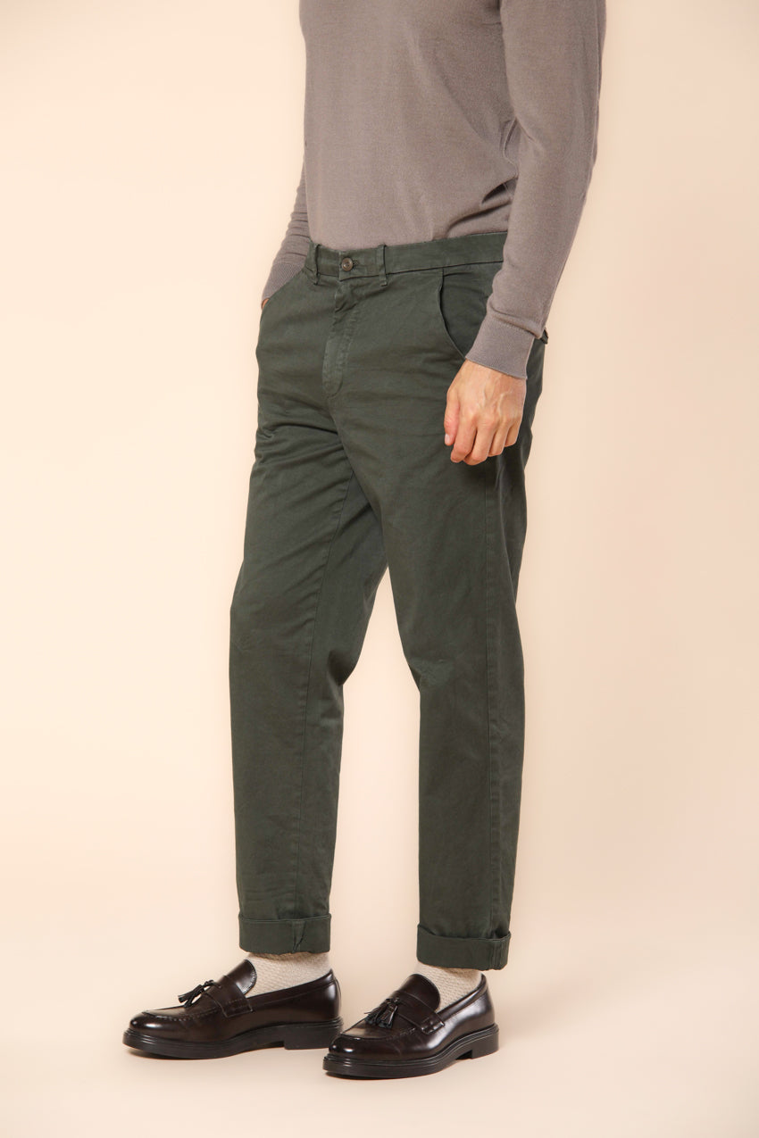 Chinos 22  Herren Chino-hose aus gabardine relaxed Fit