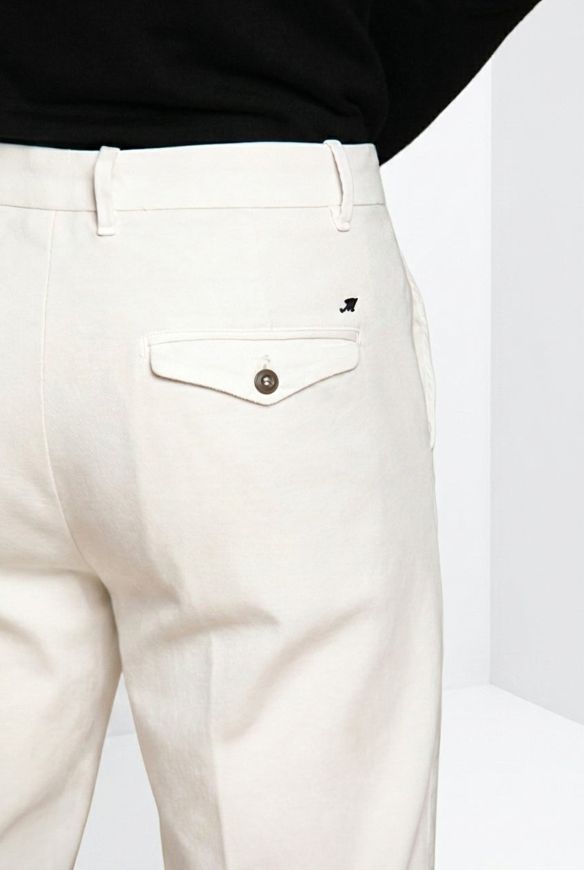 Chinos men’s chino pants in gabardine relaxed fit