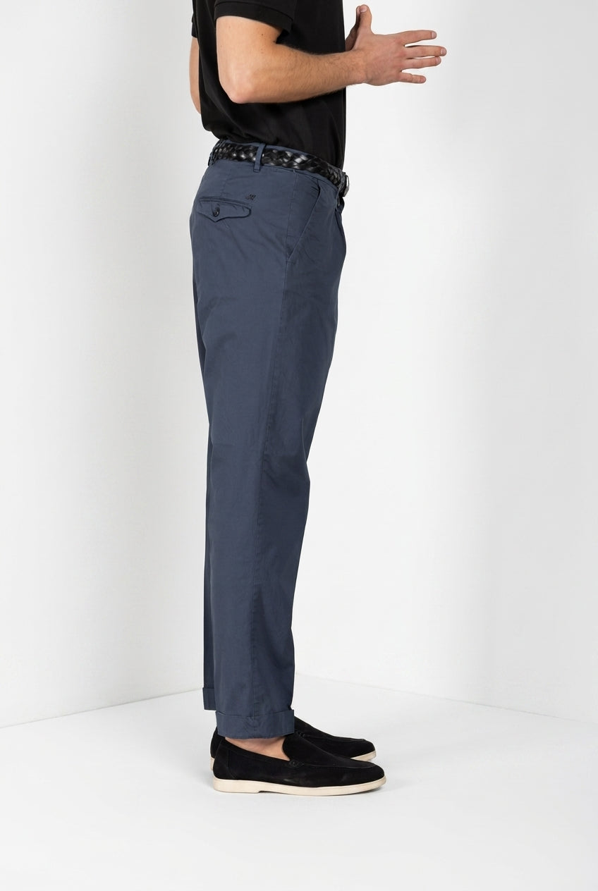 Pinces Hose Chino Mann aus Stretch Gabardine relaxed fit