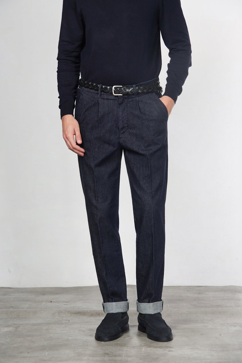 Pinces pantalone chino uomo in tecno denim stretch relaxed fit