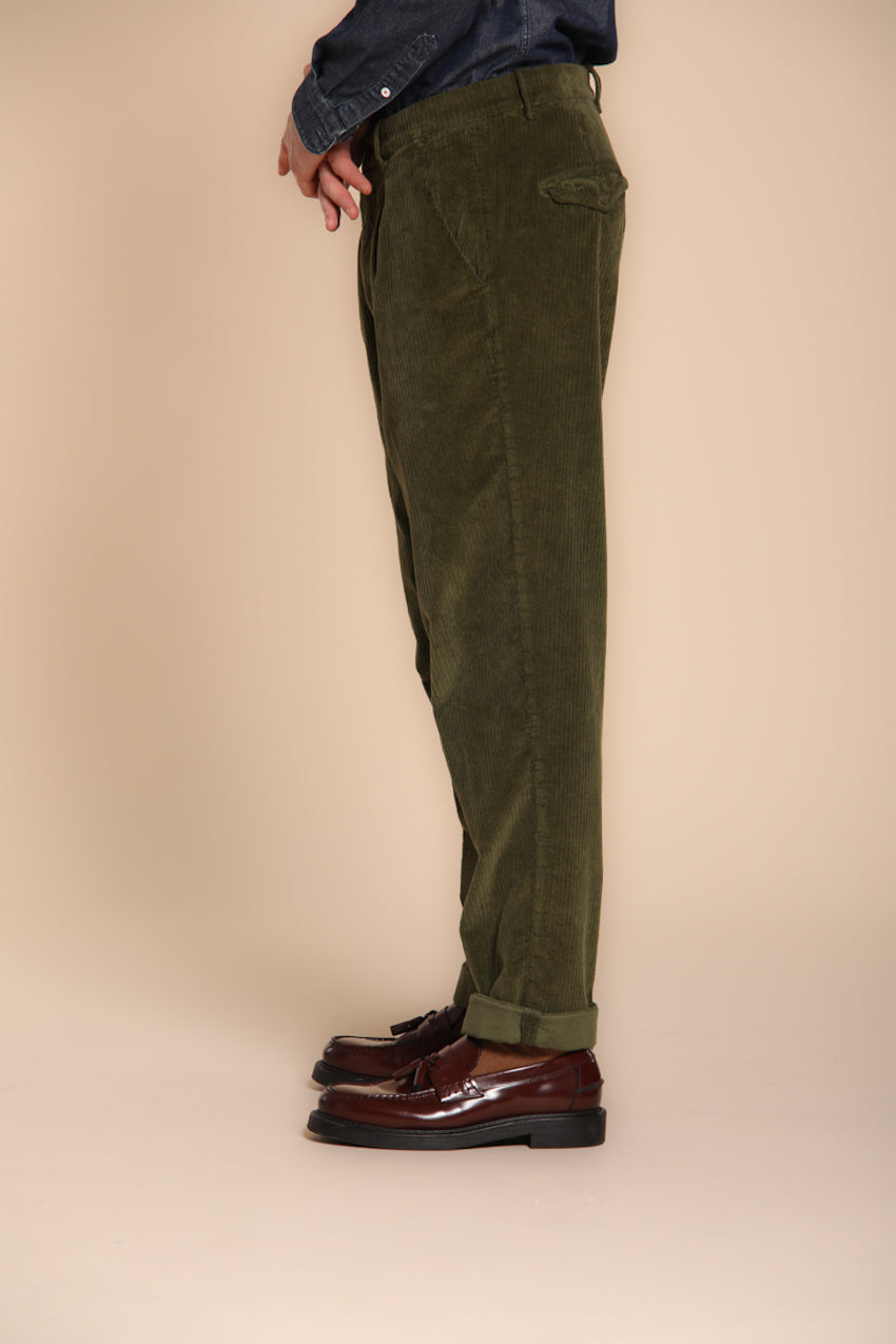 Pinces men’s chino pants in French corduroy relaxed fit