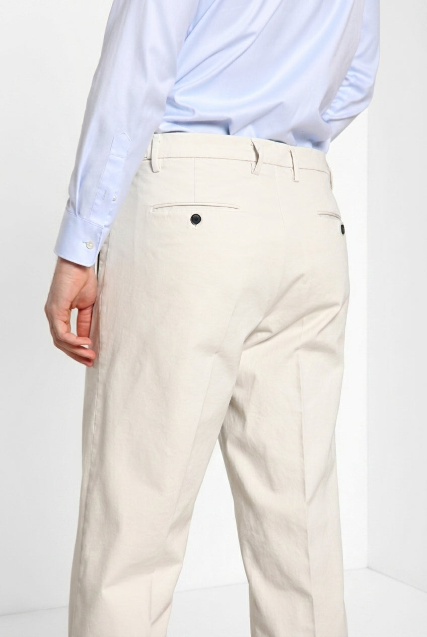 Don Johnson 2 Pinces men’s chino pants in bull carrot fit