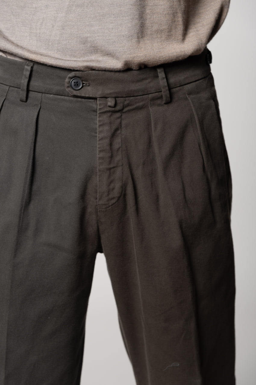 Don Johnson 2 Pinces men’s chino pants in bull carrot fit