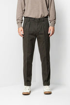 Don Johnson 2 Pinces men’s chino pants in bull carrot fit