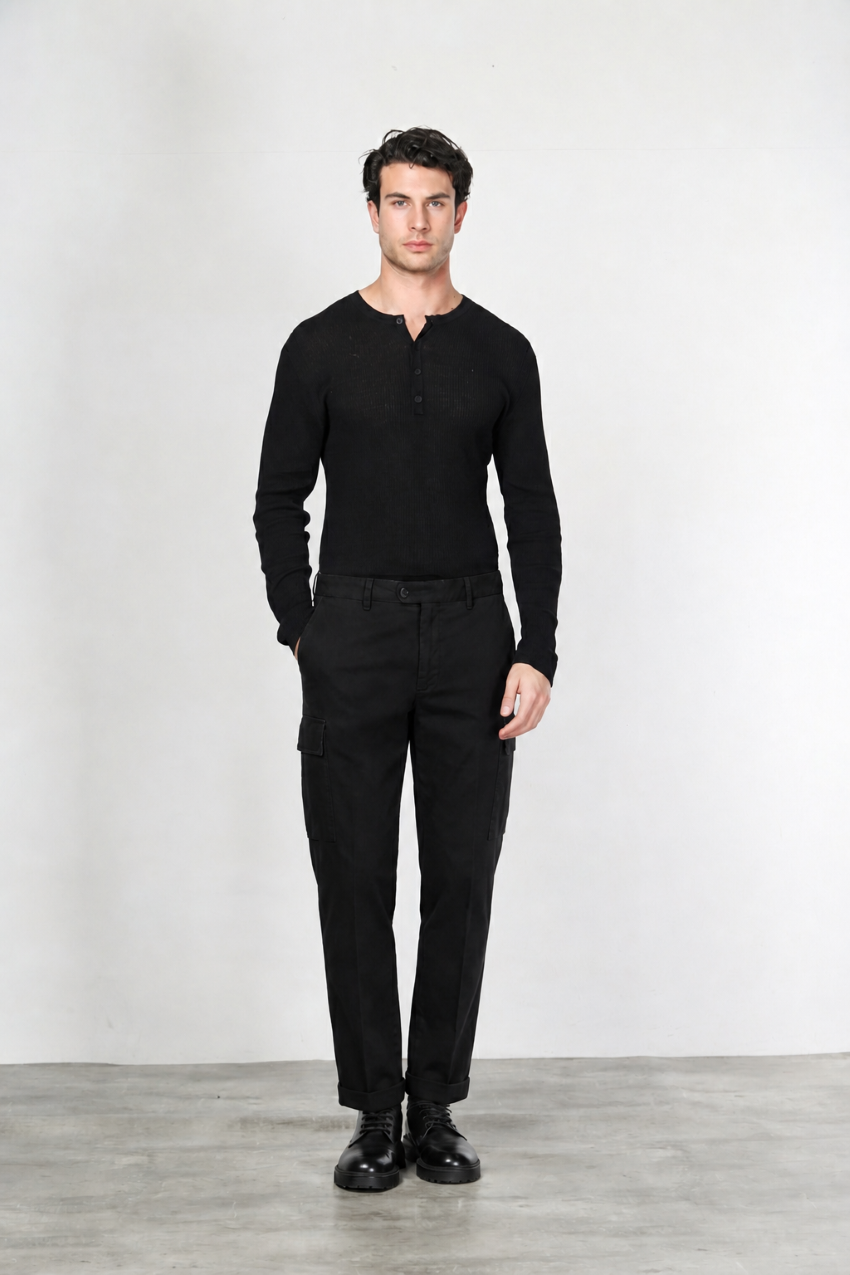 Chile men’s cargo pants in gabardine with carrot fit