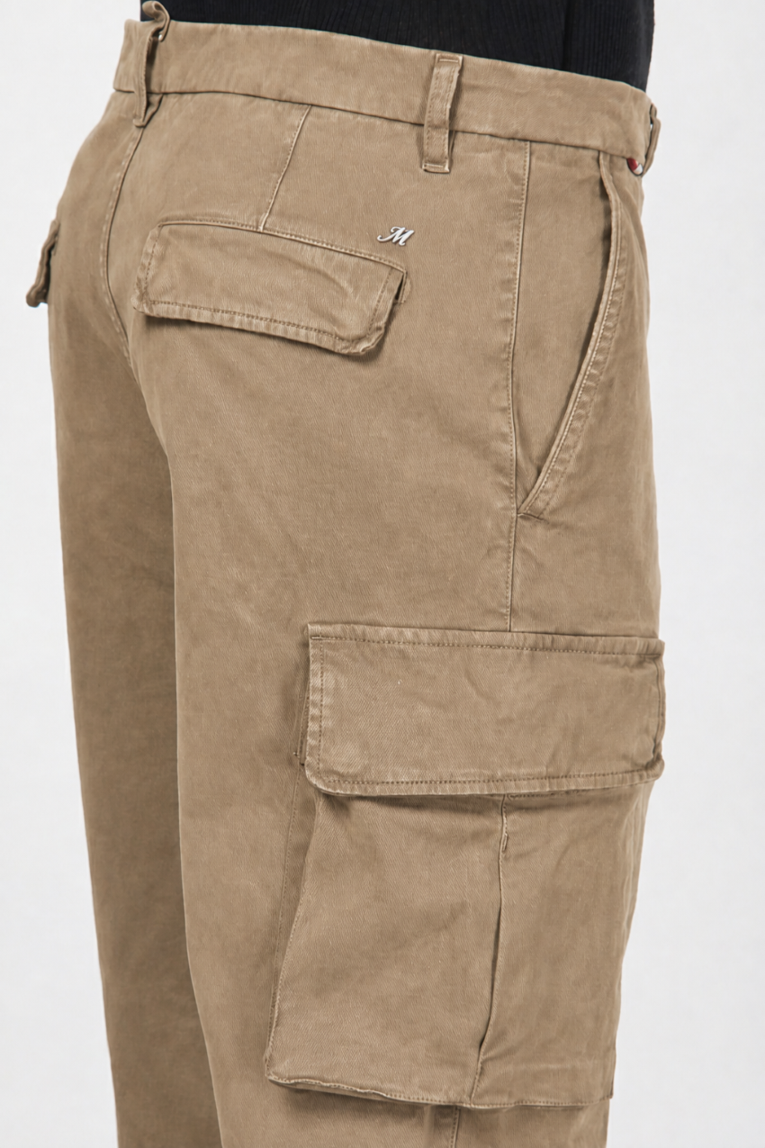 Chile men’s cargo pants in gabardine with carrot fit