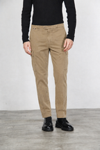 Chile men’s cargo pants in gabardine with carrot fit