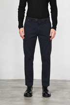 Chile men’s cargo pants in gabardine with carrot fit