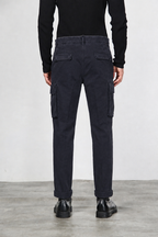 Chile men’s cargo pants in gabardine with carrot fit