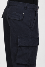Chile men’s cargo pants in gabardine with carrot fit