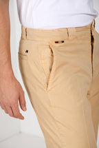 Madison M74 pantalone chino uomo in twill leggero stretch carrot fit